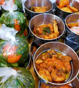 Catering Murah & Halal untuk Rumah, Kantor, Pabrik, Berbagai Acara.