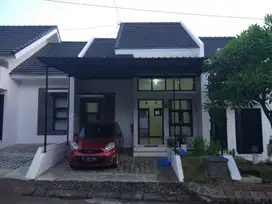 DIJUAL RUMAH GREEN HILLS RESIDENCE
