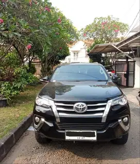 Toyota Fortuner 2017 (Like New)