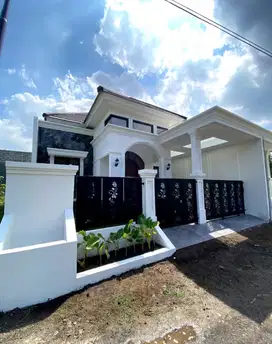RUMAH MEWAH DI JAKAL DEKAT KAMPUS UII, NGAGLIK SLEMAN