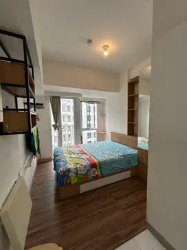 APARTEMEN SEMI FURNIS TOKYO LANTAI VINYL