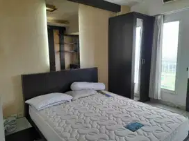 SEWAKAN APARTEMEN UC Apartment Berkeley, Citraland Studio Full Furnish