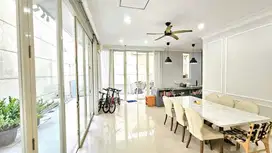 BEST DEAL Rumah Siap Huni  The Mansion, Pakuwon Indah