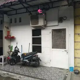 Dijual Rumah Komplek Berlian Indah Sari Daerah Johor