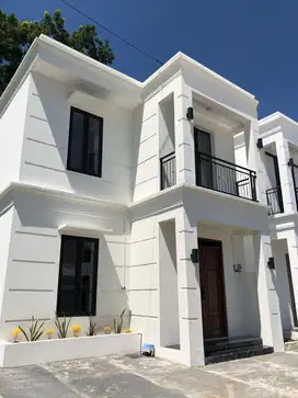 Bonus Kitchen Set dan Sofa Rumah 2 Lantai Dekat UMY