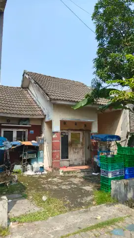 Di jual murah cepat rumah Krian indah regency blok B IV no 9