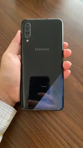 SAMSUNG A30S SECOND
