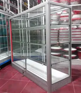 Etalase Panjang 1,2Mx1M Untuk Perlengkapan Usaha