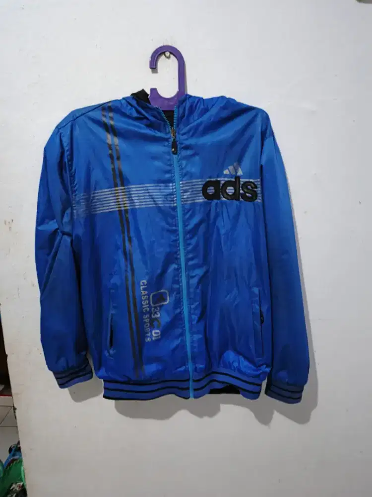 Jaket Adidas bekas