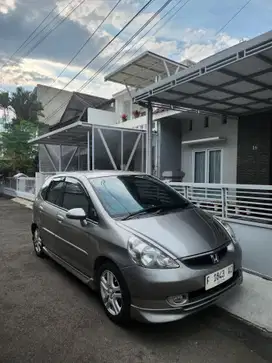 Honda Jazz 2005 Bensin