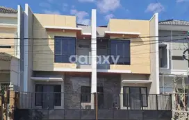 Rumah Baru Kutisari Indah Selatan. 2 Unit Jejer.