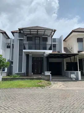 Rumah Royal Residence Surabaya Barat Sudah Renov Siap Huni