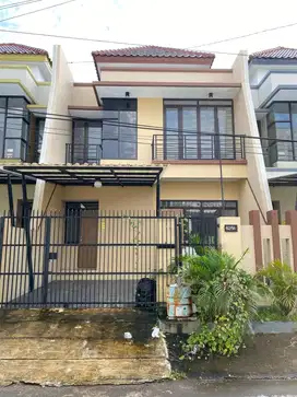 dijual rumah siap huni dekat kampus UNM pettarani makassar