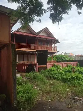 BUC Tanah 2,19 are Bonus Bangunan Kayu di Ketewel Gianyar