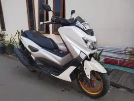 Yamaha nmax non abs 2018 cakep