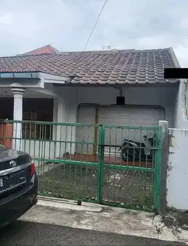Rumah Posisi HOOK 2 Lantai Luas 229m2 di Komplek Pondok Kopi