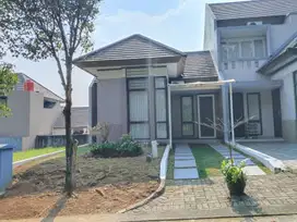 Di sewakan rumah siap huni minimalis halaman Sentul city bogor