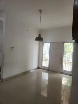 Disewakan rumah hook di Prima Harapan Regency Bekasi