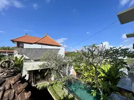 (K88) VILLA ASRI PEMANDANGAN SAWAH DAN POHON DI GIANYAR