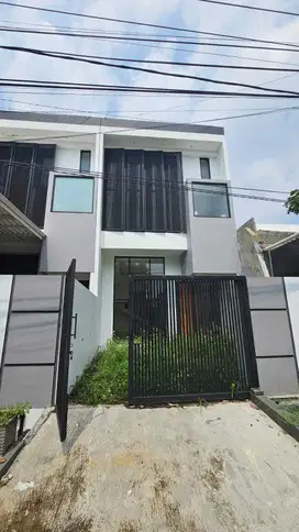 Rumah 2 lantai di Rungkut Asri Tengah Surabaya Siap Huni