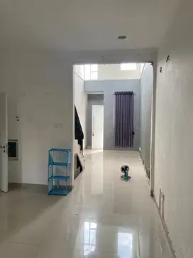 Dijual Rumah di Cluster La Sein  Jakarta Garden City