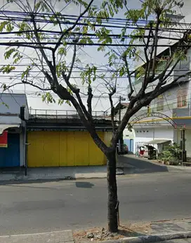 Ruang Usaha Strategis di Jalan Yos Sudarso Solo