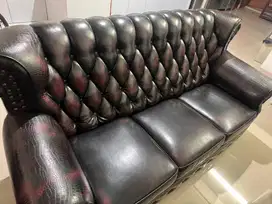 Sofa Uality by Chandra Karya