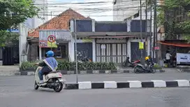 TANAH BONUS BANGUNAN LAMA STRATEGIS MURAH DI JL UTAMA DEKAT LIPPO MALL