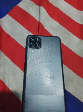 Samsung A12 4/128 gb