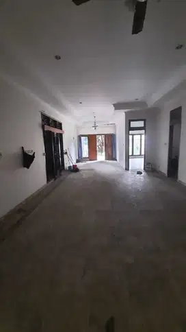 Dijual Cepat Rumah Bangunan Lama Area Sunrise Garden Jakarta Barat