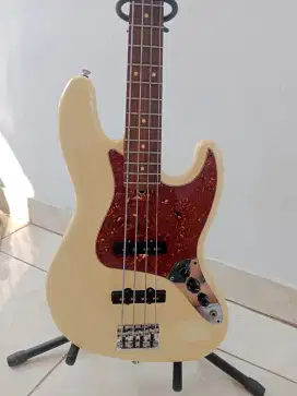 FENDER JAZZ BASS AMERCAN STANDARD