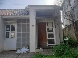 Dijual Rumah dalam Cluster di Ciputat Tangerang Selatan dekat Tip Top