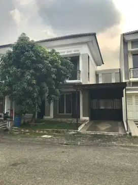 Dijual Rumah Lokasi Premium di Cluster Magnolia Gading Serpong