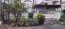 DEKAT PUSAT KOTA Dijual Rumah Pucang Adi Surabaya Luas 287 Meter