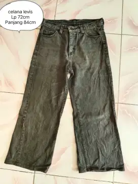 Celana levis size 28