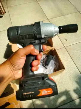 Impact drill + kunci sok ukuran 22