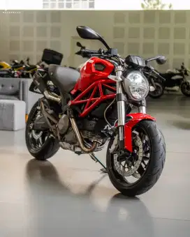 Ducati Monster 795 Red 2012