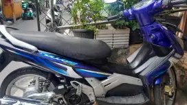 Yamaha nouvo z AIS 2007
