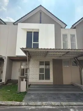 Disewakan Rumah Suvarna Sutera