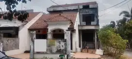 Rumah butuh renov Taman Gunung Anyar dekat Merr Rungkut (code : DVOGK)