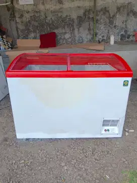 Frezer Uchida 300 liter sleding