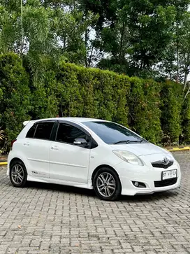 Toyota Yaris S Limited TRD  Metic 2012 (RARE)