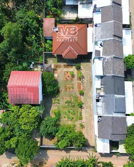 DIJUAL RUMAH BAGUS DENGAN HALAMAN YANG LUAS NEMPEL BSD - TANGSEL