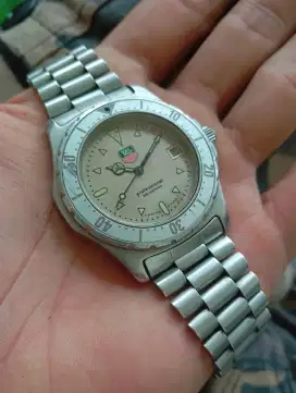 Jam tangan tag Heuer profesional