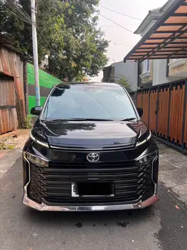 Toyota Voxy 2022 Bensin