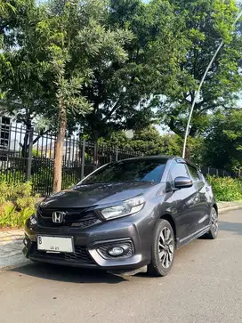 BRIO 1.2 RS AT 2019 Abu-Abu