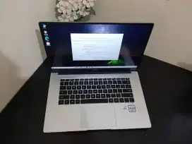 Laptop Huawei Core i3 gen 10
