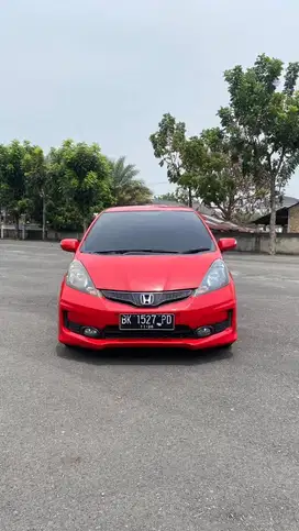 DIJUAL HONDA Jazz 1.5 RS MATIC 2012