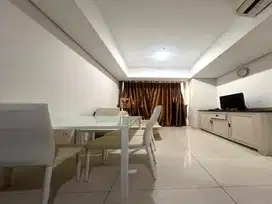 Lantai Rendah, Disewa 2BR Taman Anggrek Residences Fully Furnished TAR