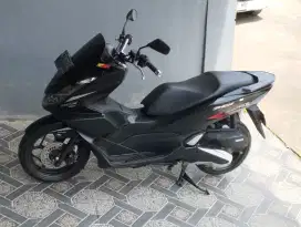 Dijual PCX 160 Hitam Dop Sesuai Gambar